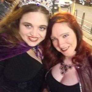 Meet your Posher, Genevieve